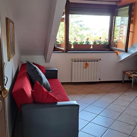 Appartement Casa Paola - Stazione 400 Mt - Free Wifi à Arcore Extérieur photo