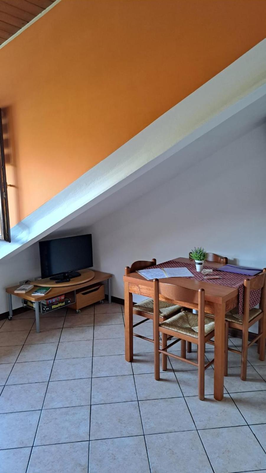 Appartement Casa Paola - Stazione 400 Mt - Free Wifi à Arcore Extérieur photo