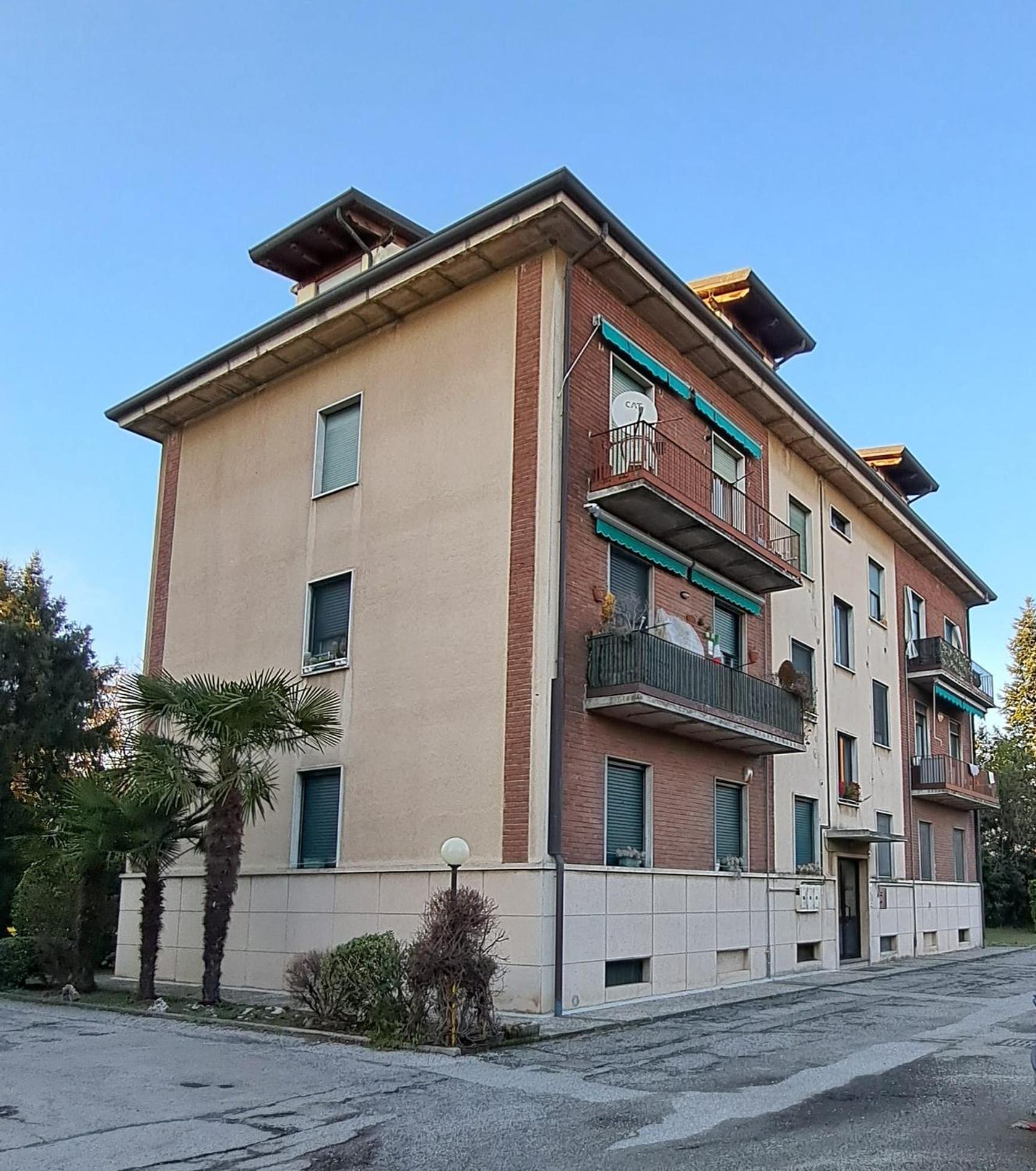 Appartement Casa Paola - Stazione 400 Mt - Free Wifi à Arcore Extérieur photo
